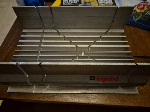 Boîte onglets aluminium - à,