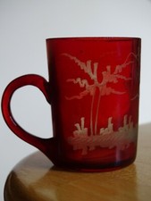 BOHEME 1 ANCIEN VERRE A LIQUEUR CRISTAL ROUGE RUBIS GRAVURE A LA ROUE