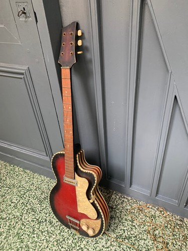 Guitare ancienne - guitare,