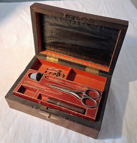 Boite coffret necessaire - boite,