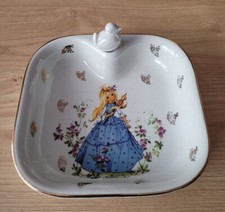 Assiette à bouillie ancienne en porcelaine - La Princesse