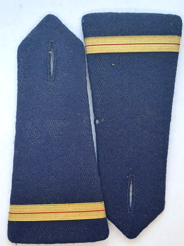 016885 épaulette adjudant