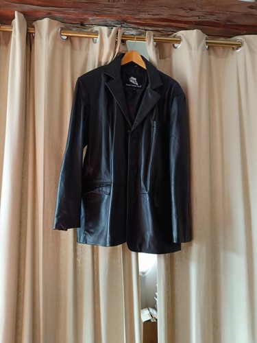 Deux vestes cuir une - en, cuir,