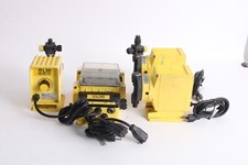 LMI Milton Roy Liquitron DC4000-1-1-0 DC4000 Contrôleur W / P121-352SU, 2x P041