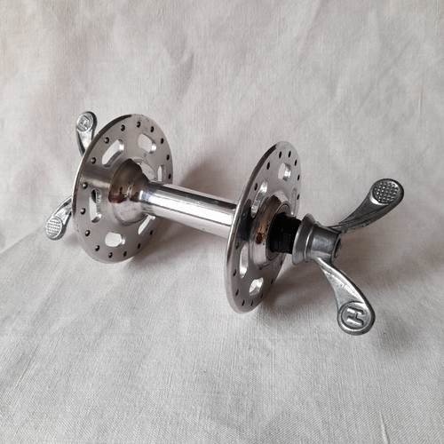 Normandy front high flange hub - front,