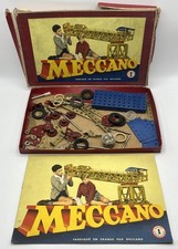 Petit lot vrac pièces MECCANO dont pneus - Avec boite & manuel n°1 - 1959