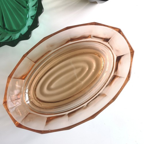 Ravier rose verre moulé - en,