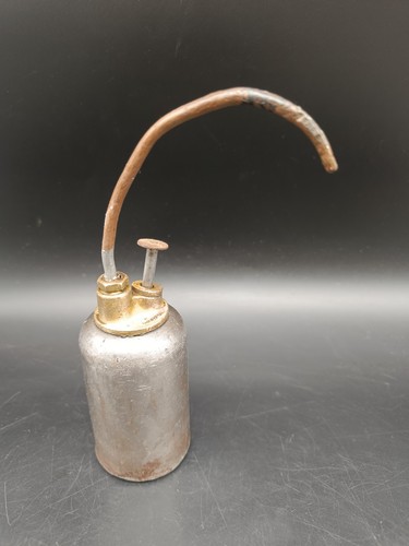 Ancienne burette huile - burette,