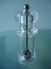 MOULIN POIVRE SEL COLE MASON ENGLAND