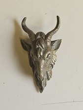  Ornements anciens têtes de