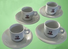 Lot de 4 Tasses porcelaine