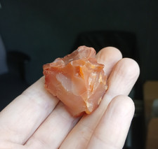 Cornaline pierre brute 32,16 g / 3 cm Madagascar