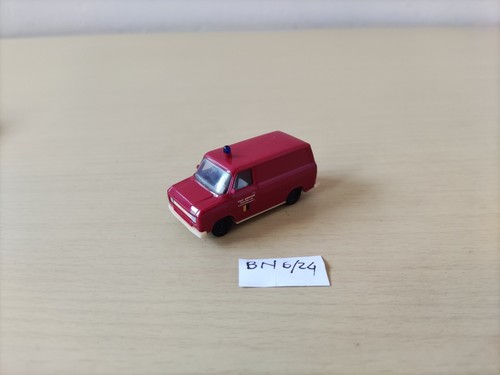 Herpa ford transit ambulance - herpa,,