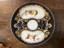 ASSIETTE en porcelaine