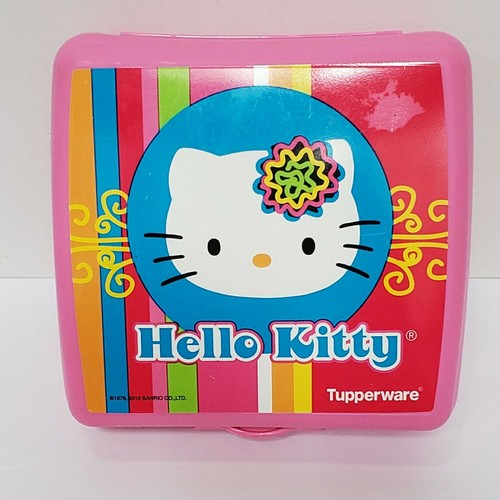 Tupperware sandwich keeper - sandwich,