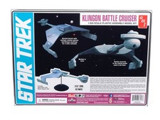 Klingon D7 Alien Battle