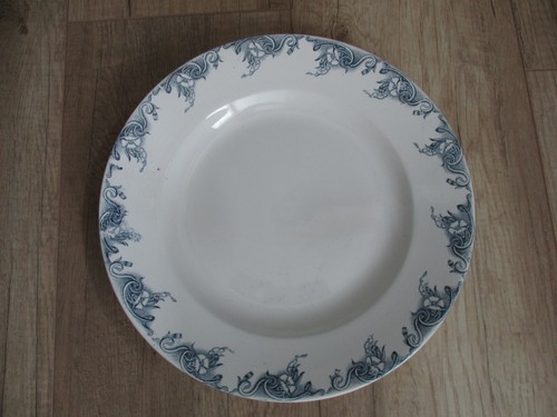 Grand plat rond ancien aux - grand,