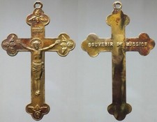 Joli crucifix : SOUVENIR DE