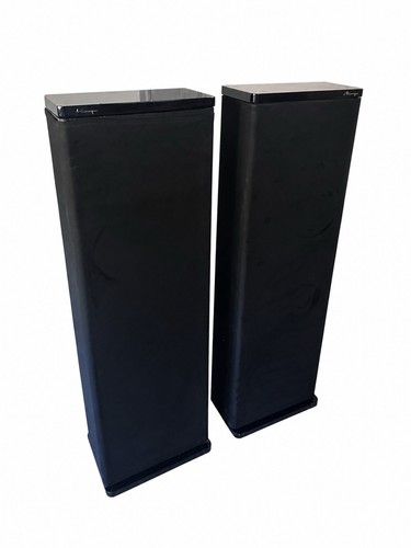 Pair large standing tower - pair,