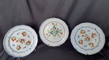 3 assiettes décoratives en