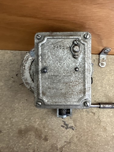 Ancien moteur de - (n82),
