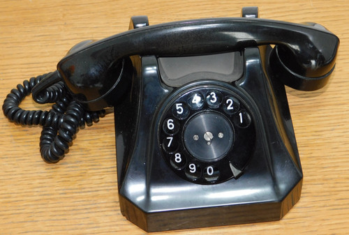 Ancien vintage telephone - ancien, à