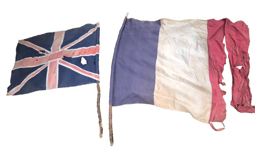 Libération grands drapeaux
