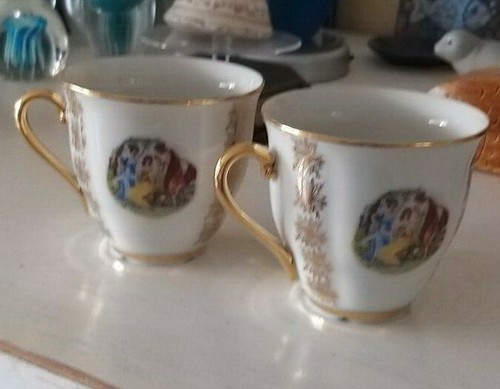 Tasses cafe porcelaine - a,
