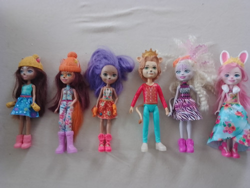 Lot poupées enchantimals - 6,