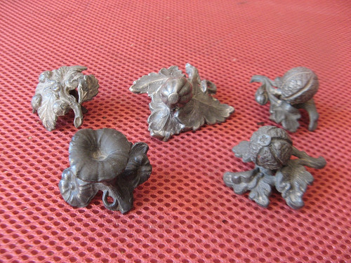 633 5 anciens boutons - ,