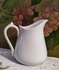 ANCIEN GROS POT À LAIT BLANC