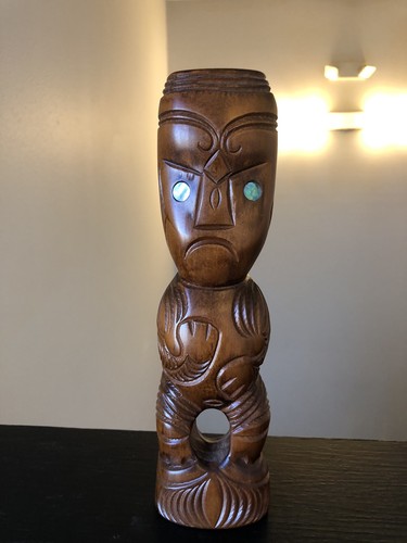 Vintage totem teko - teko, timber