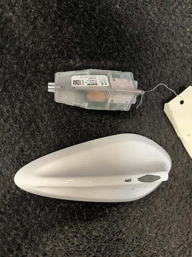Antenne bmw serie f21 - 1,
