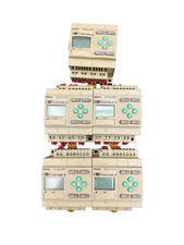 OMRON ZEN-10C1AR-A AC 100-240V  PROGRAMMABLE RELAY x1pc