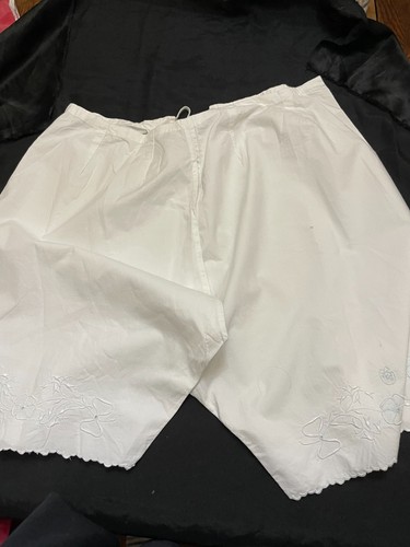 Ancienne culotte brodée - culotte,
