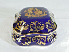 Bonbonniere en porcelaIne de LIMOGES bleu de four