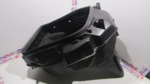 Compartiment casque sous - sous, selle