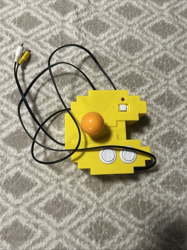 Pac man plug - play, in