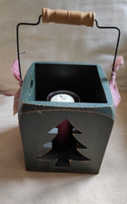 LANTERNE EN BOIS MASSIF et DECORATIF AVEC BOUGIE EN VERRE Occasion en état neuf