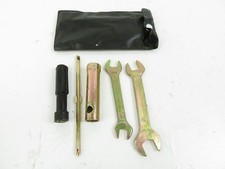 TROUSSE OUTIL GENERIC CRACKER 2017-2018 / NE 16880