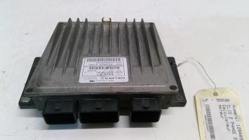 Calculateur moteur renault - moteur,