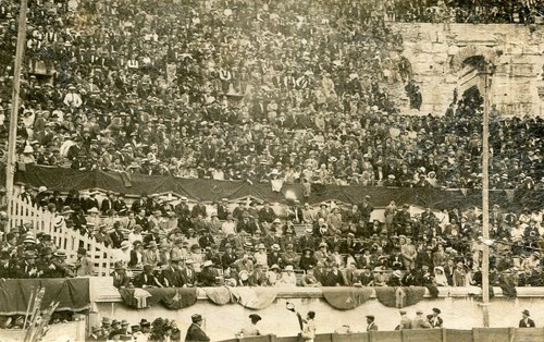 Carte photo des arènes - photo,