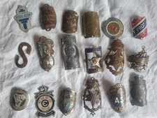 LOT DE 18 PLAQUES DE MARQUES