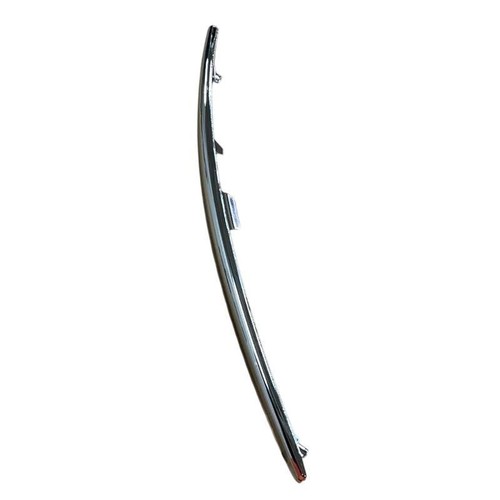 Moulure baguette avant droit