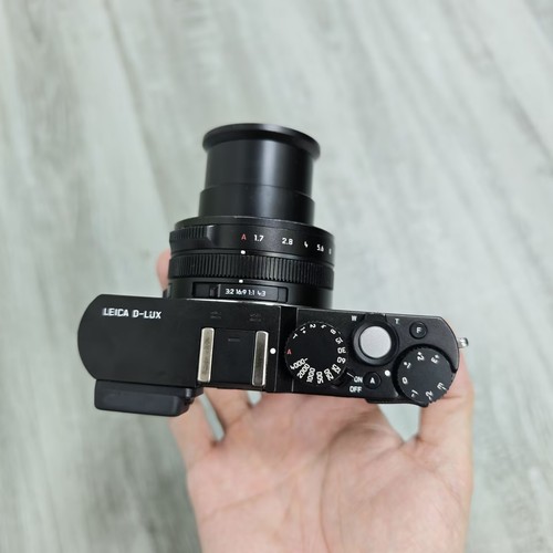New leica lux - leica, d-lux