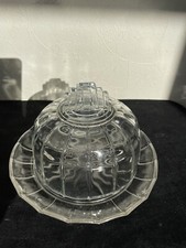 Petite cloche à fromage verre moulé pressé vintage 