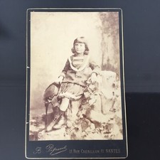 PHOTO Cabinet Enfant Tenue