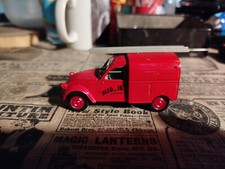 VEHICULE MINIATURE POMPIER 2CV
