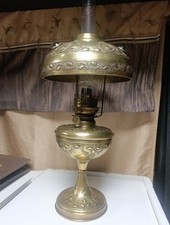 Lampe à Pétrole ancienne en Laiton Époque Art Nouveau cabochons de Couleurs 