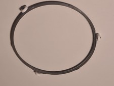 Cerceau plateau tournant four